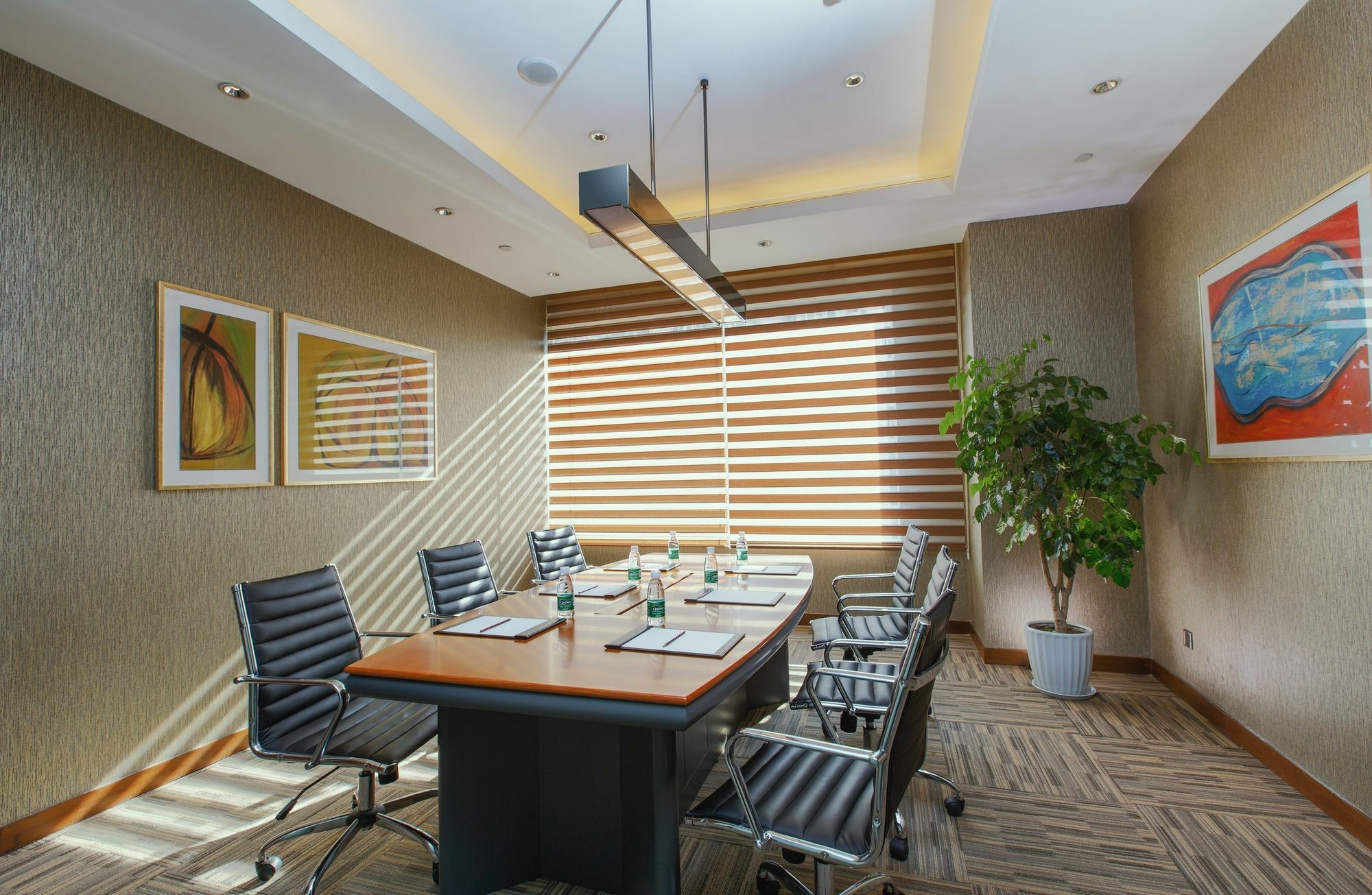 Oakwood Residence Funder Thành Đô Ngoại thất bức ảnh